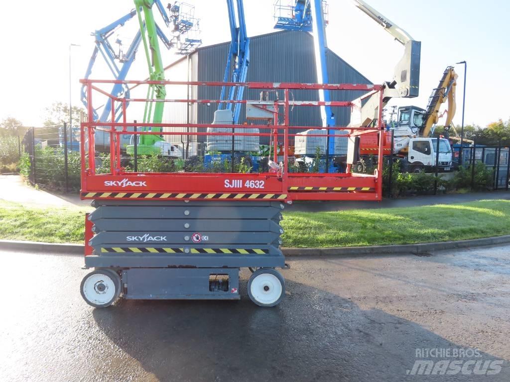 SkyJack SJ III 4632 Elevadores de tesoura