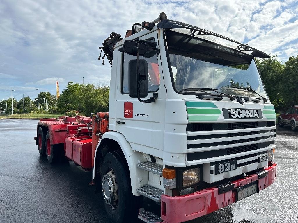 Scania P 93 M Camiões grua