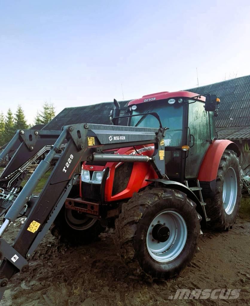 Zetor FORTERRA 140 Tratores Agrícolas usados