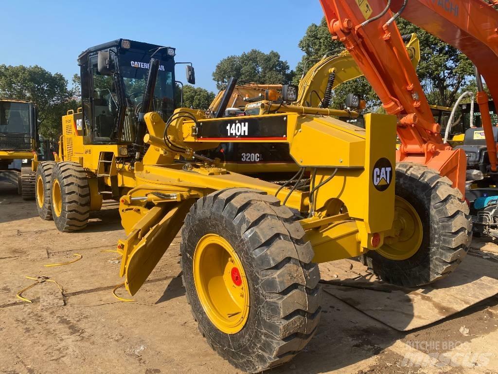 CAT 140 H Motoniveladoras