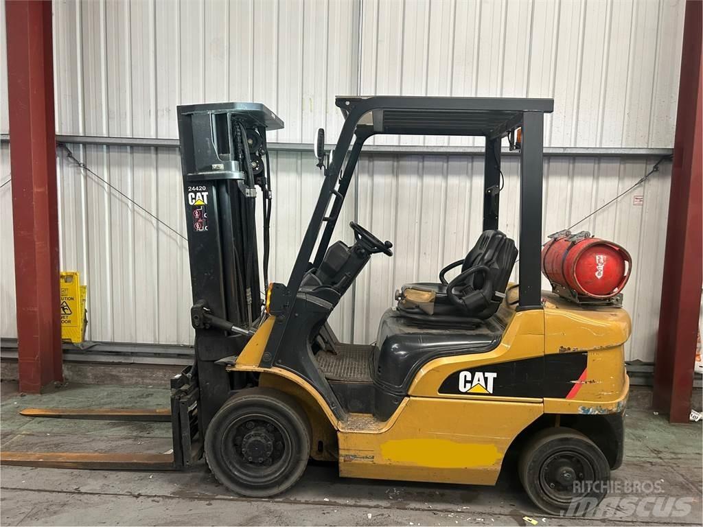 CAT GP25NT Empilhadores a gás