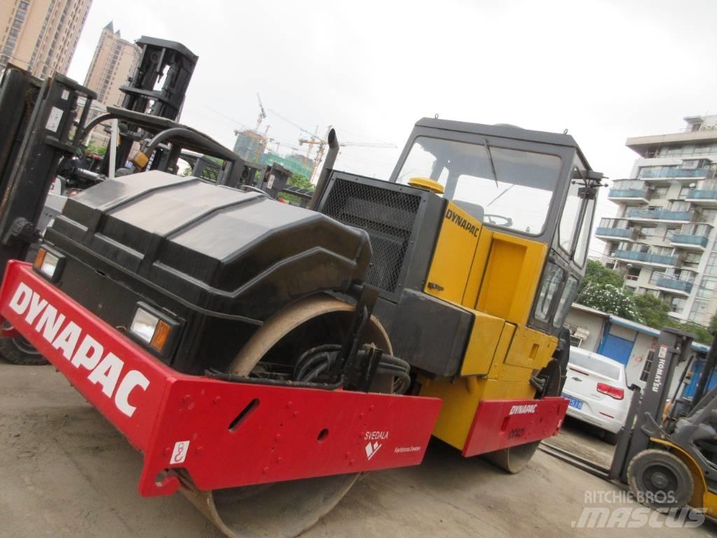 Dynapack CC421 Outros equipamentos construção via