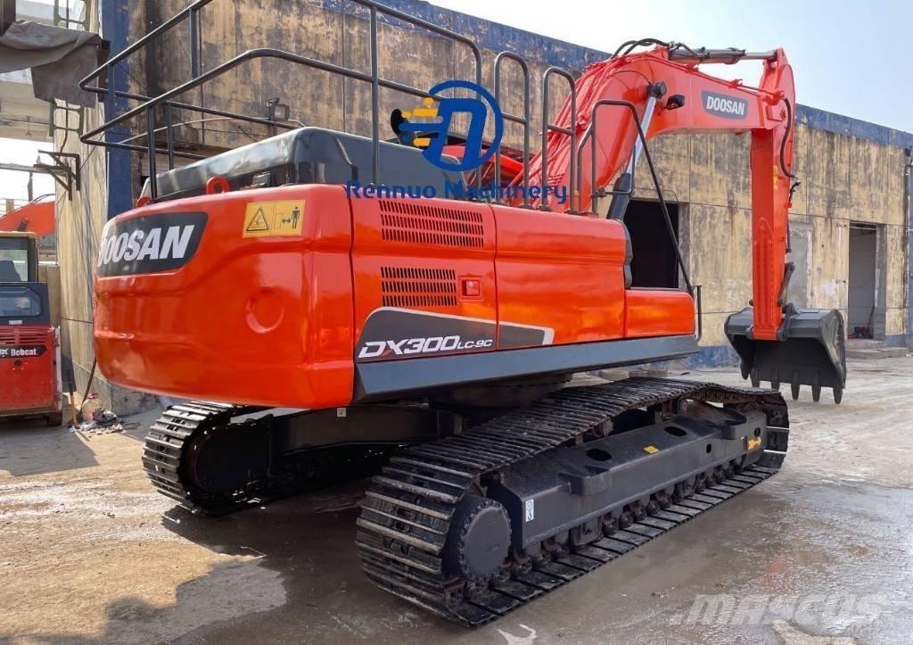 Doosan DX 300 Escavadoras de rastos