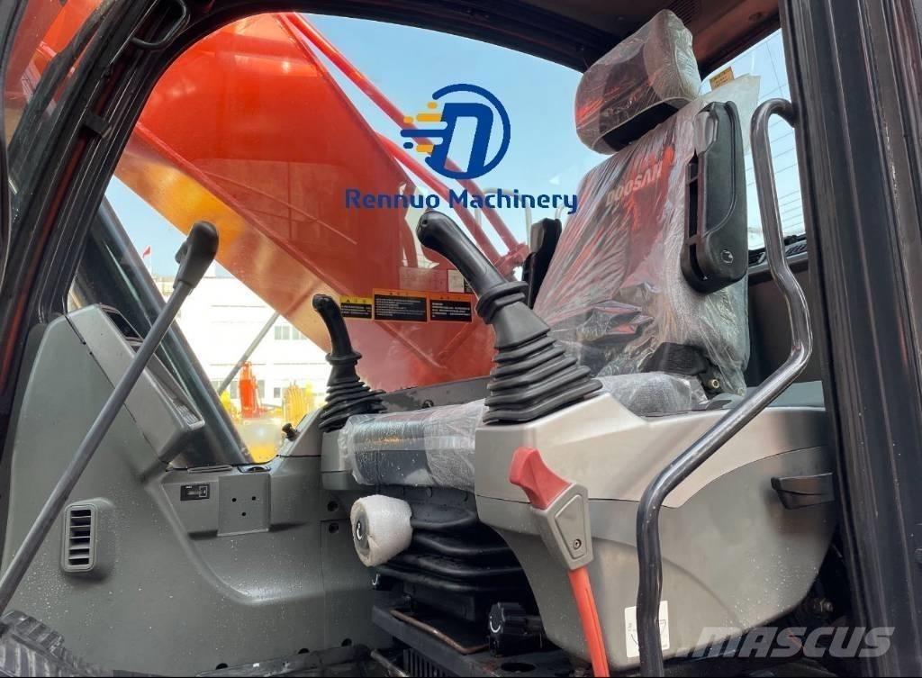 Doosan DX 300 Escavadoras de rastos