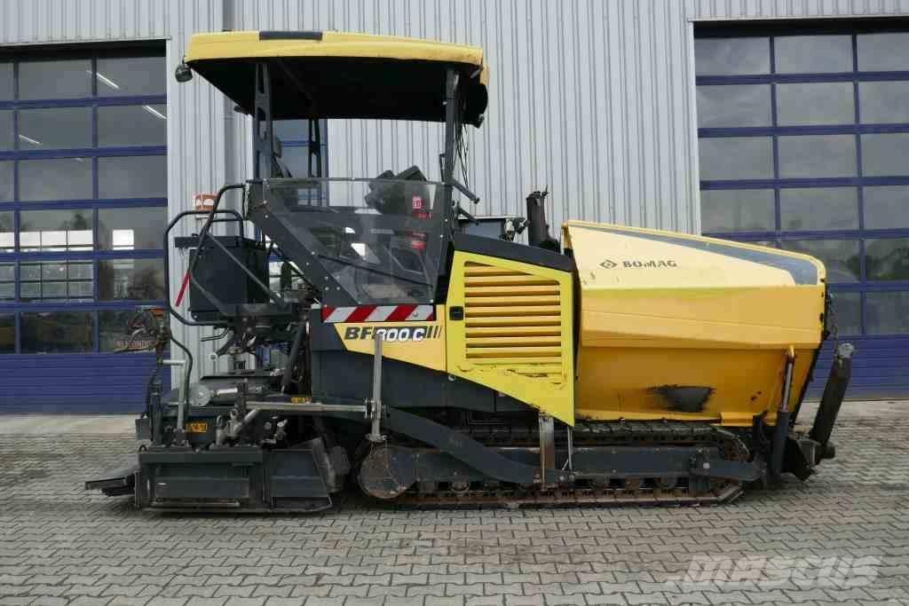 Bomag BF 300 C Máquinas de asfaltar pequenas