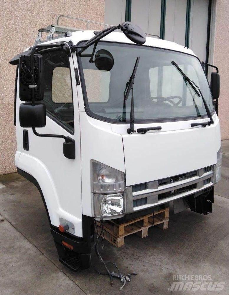 Isuzu FRR Euro 5 Cabines e interior