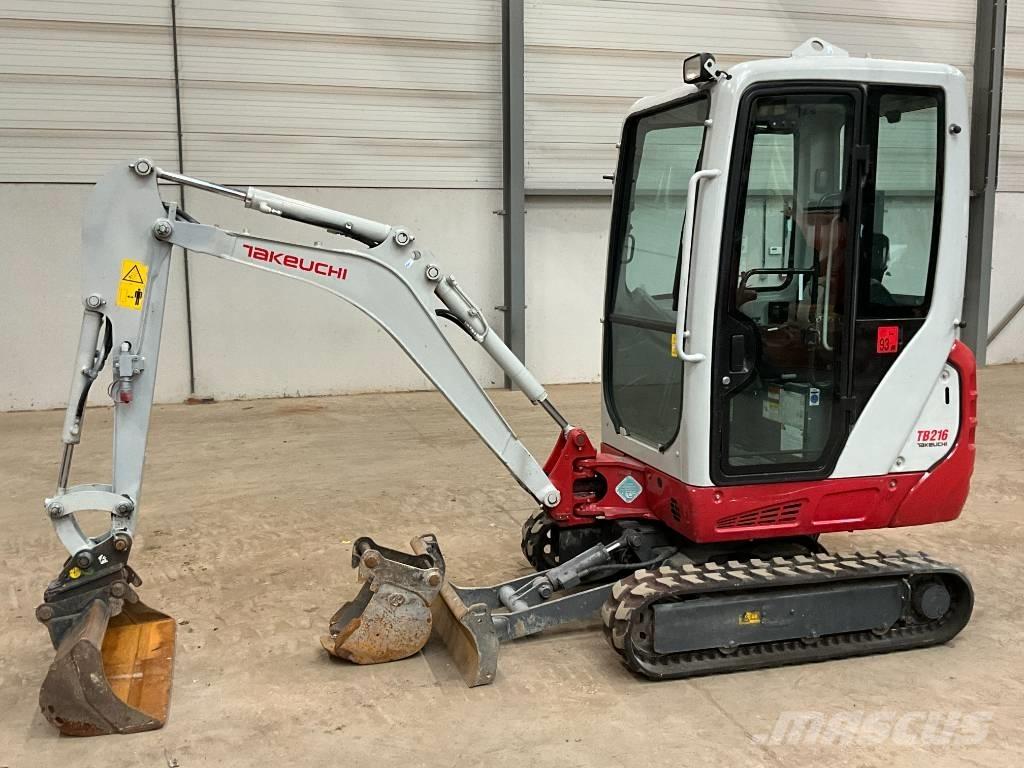 Takeuchi TB 216 Mini Escavadoras <7t