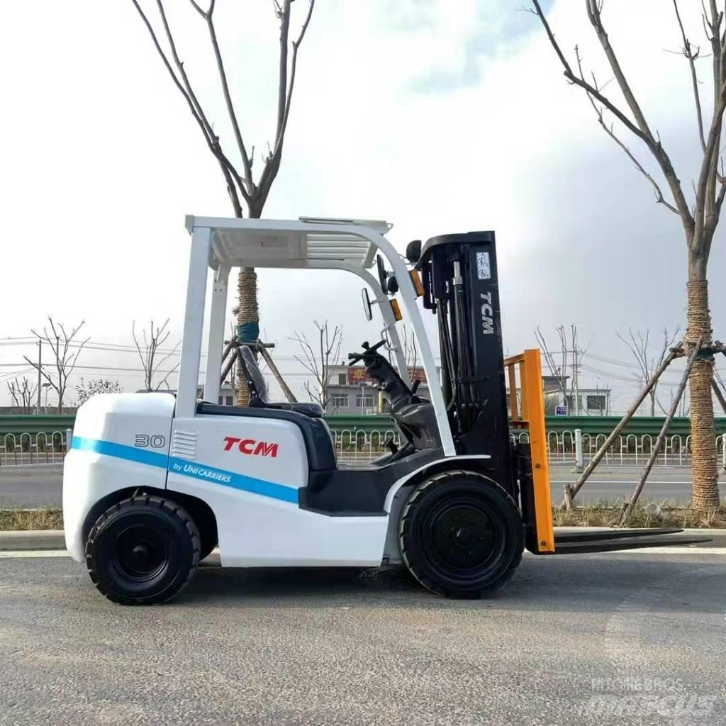 TCM FD30 Empilhadores Diesel