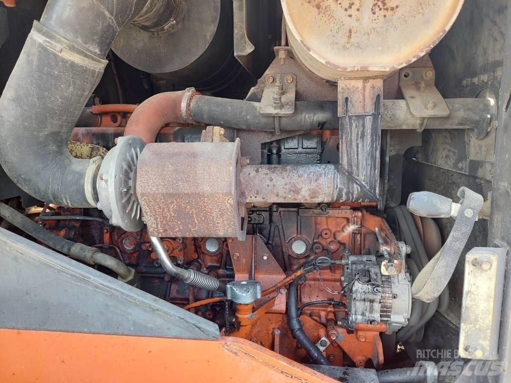 Hitachi ZW250 Pás carregadoras de rodas