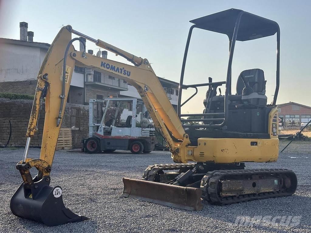 Komatsu PC16R-3HS Mini Escavadoras <7t