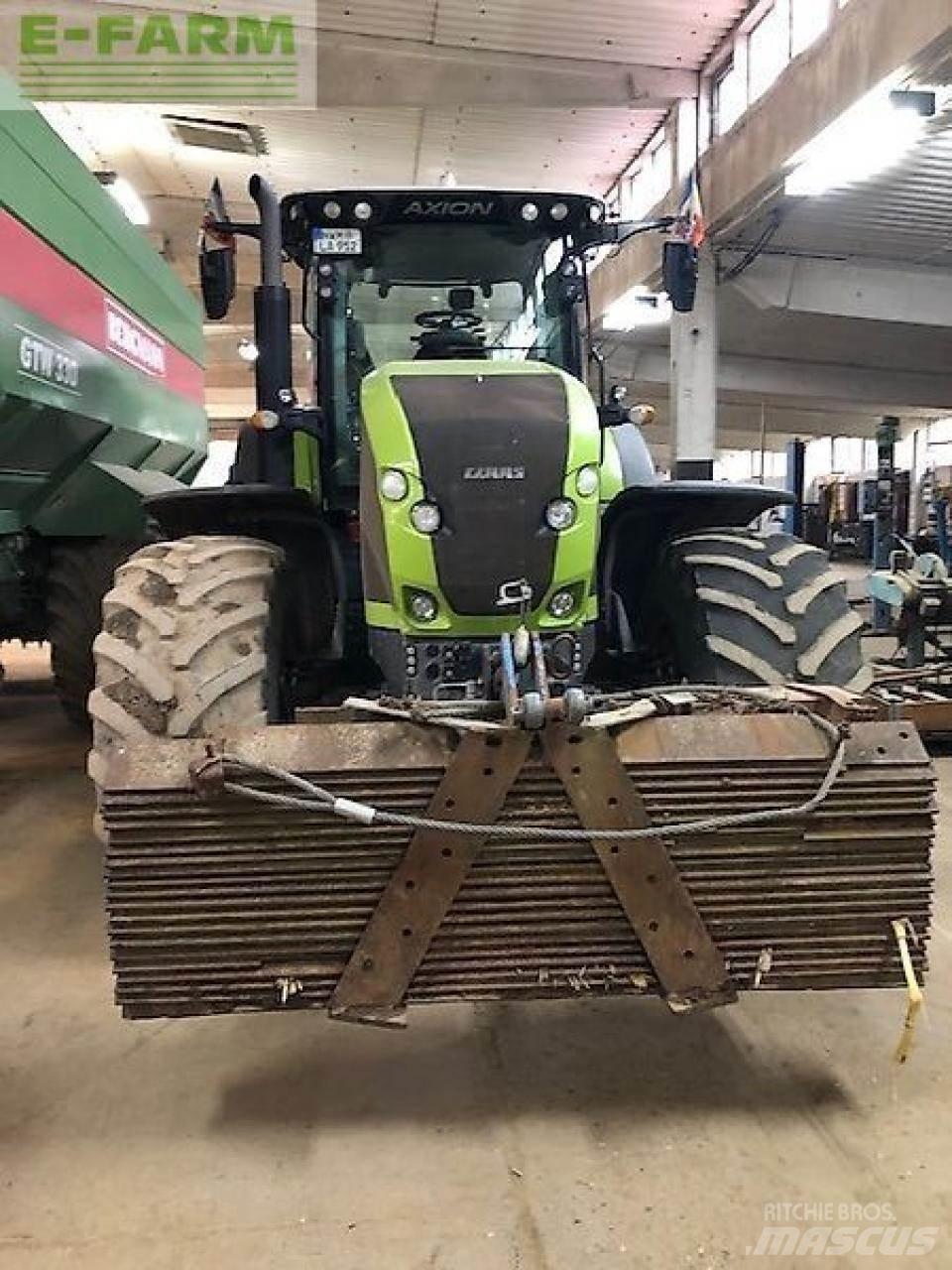 CLAAS axion 950 Tratores Agrícolas usados