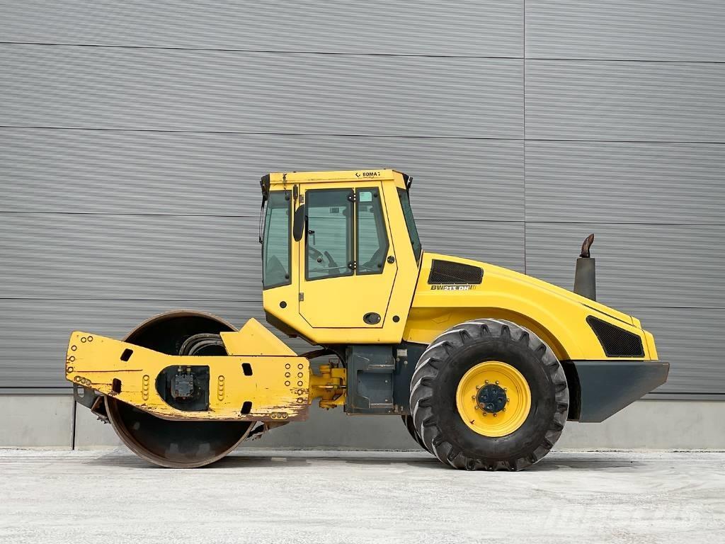 Bomag BW 213 DH-4 Cilindros Compactadores monocilíndricos