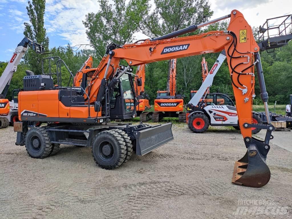 Doosan DX140W-7 Escavadoras de rodas