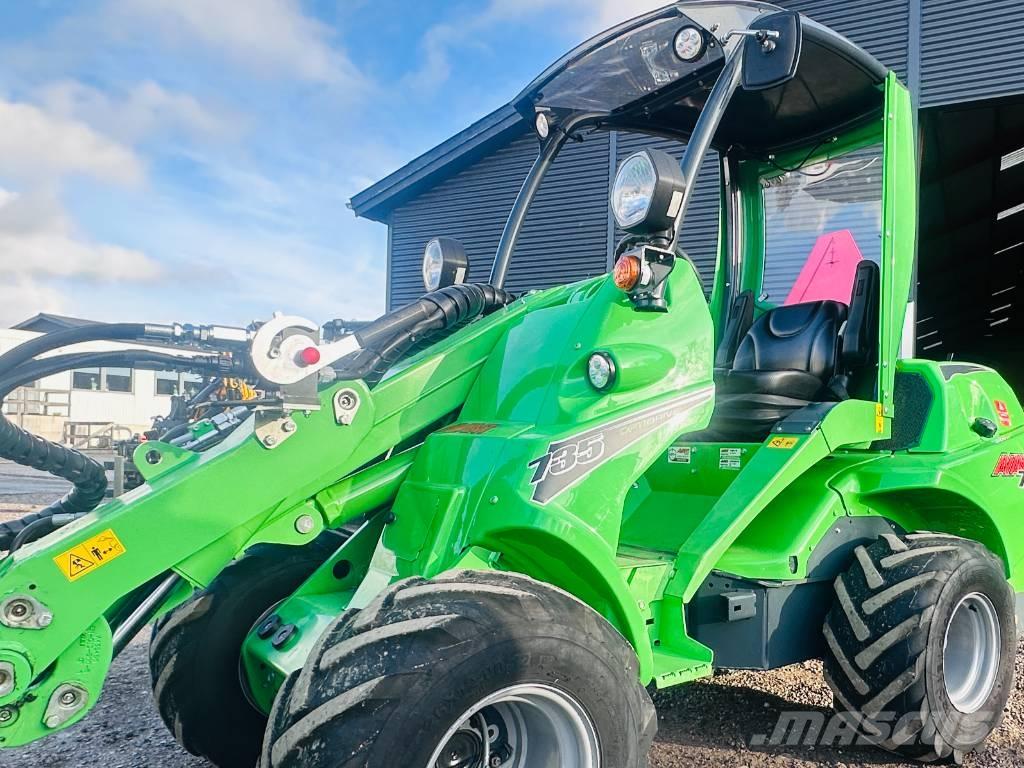 Avant 735 Carregadora multifunções