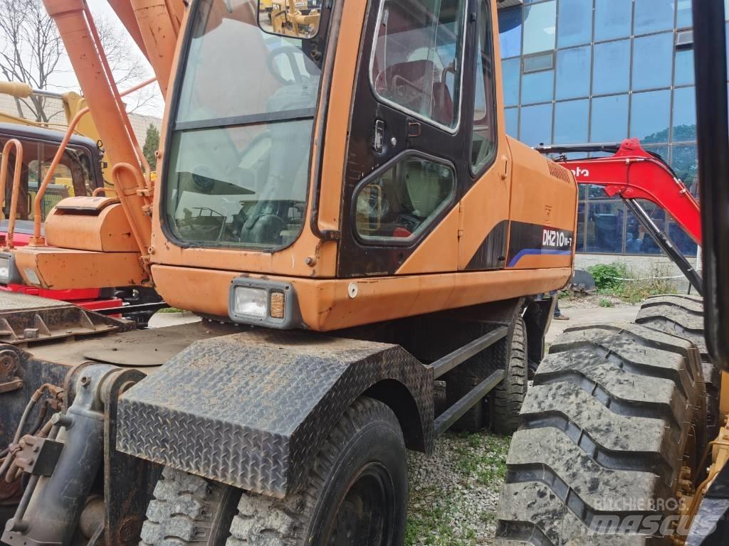 Doosan DH 210 W-7 Escavadoras de rodas