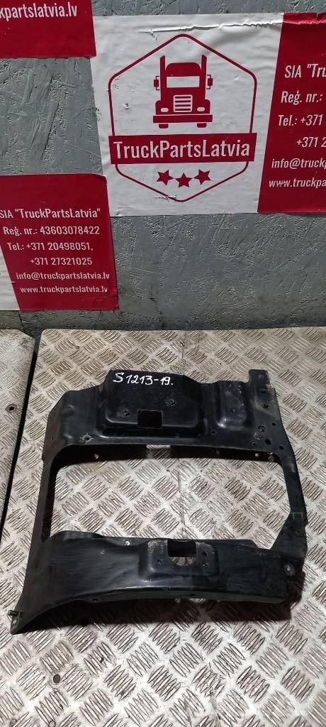 Scania R440  2124019 Cabines e interior