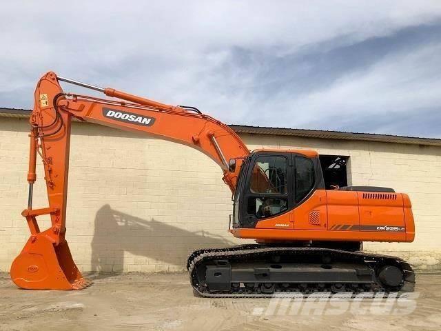 Doosan dx225 Escavadoras de rastos