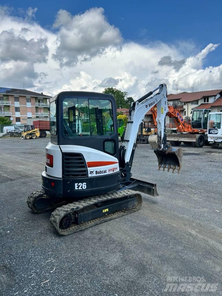 Bobcat E 26 Mini Escavadoras <7t