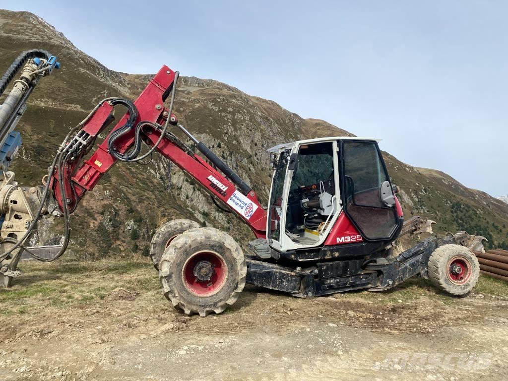 Menzi Muck 325 Escavadoras de rodas