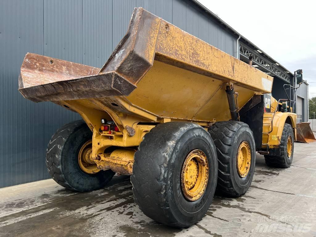 CAT 735B Camiões articulados