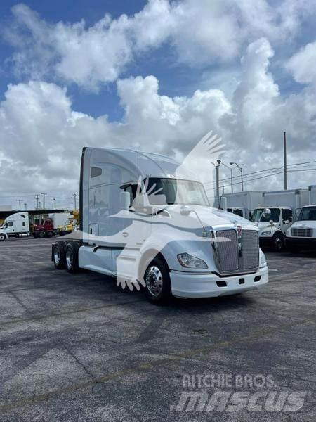 Kenworth T680 Tractores (camiões)