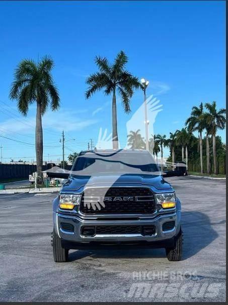 RAM 5500 SLT Camiões de chassis e cabine