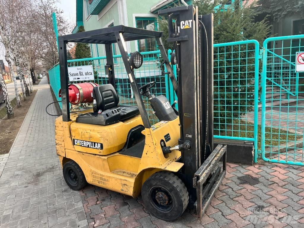 CAT GP 15 AC V-4100 Empilhadores a gás