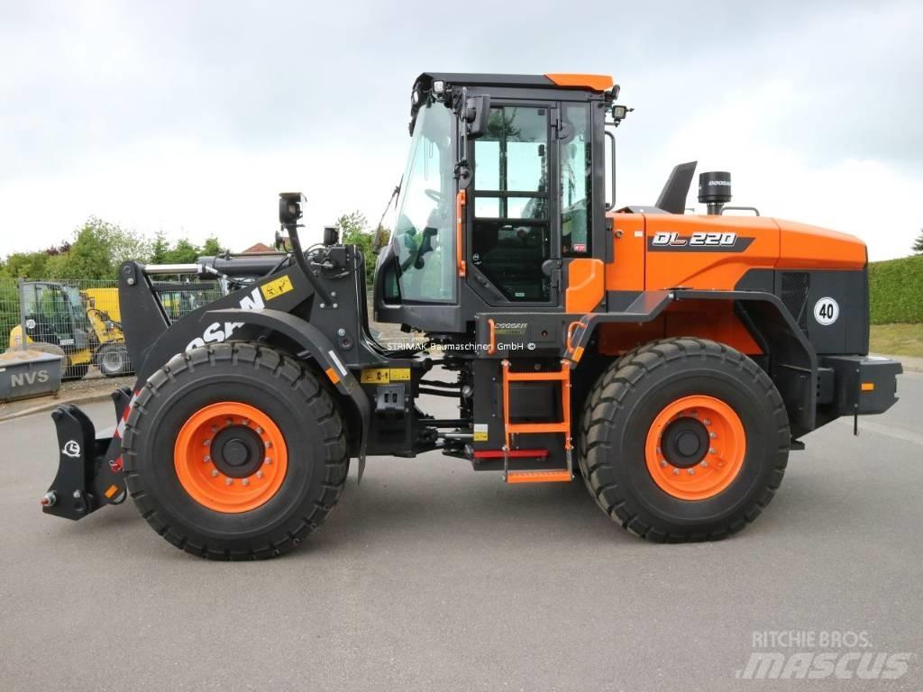 Doosan DL 220-7 Pás carregadoras de rodas