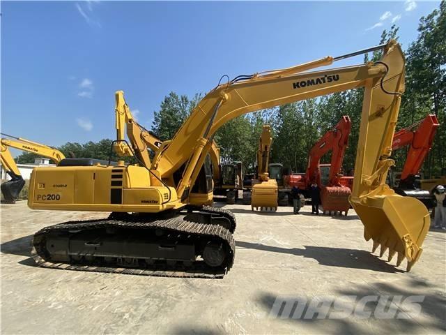 Komatsu PC200-7 Escavadoras de rastos