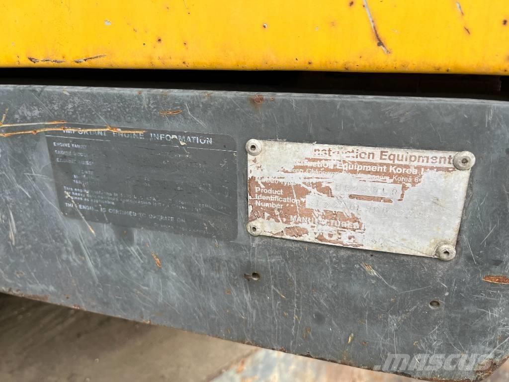 Volvo EC 240 LR Escavadoras de longo alcance