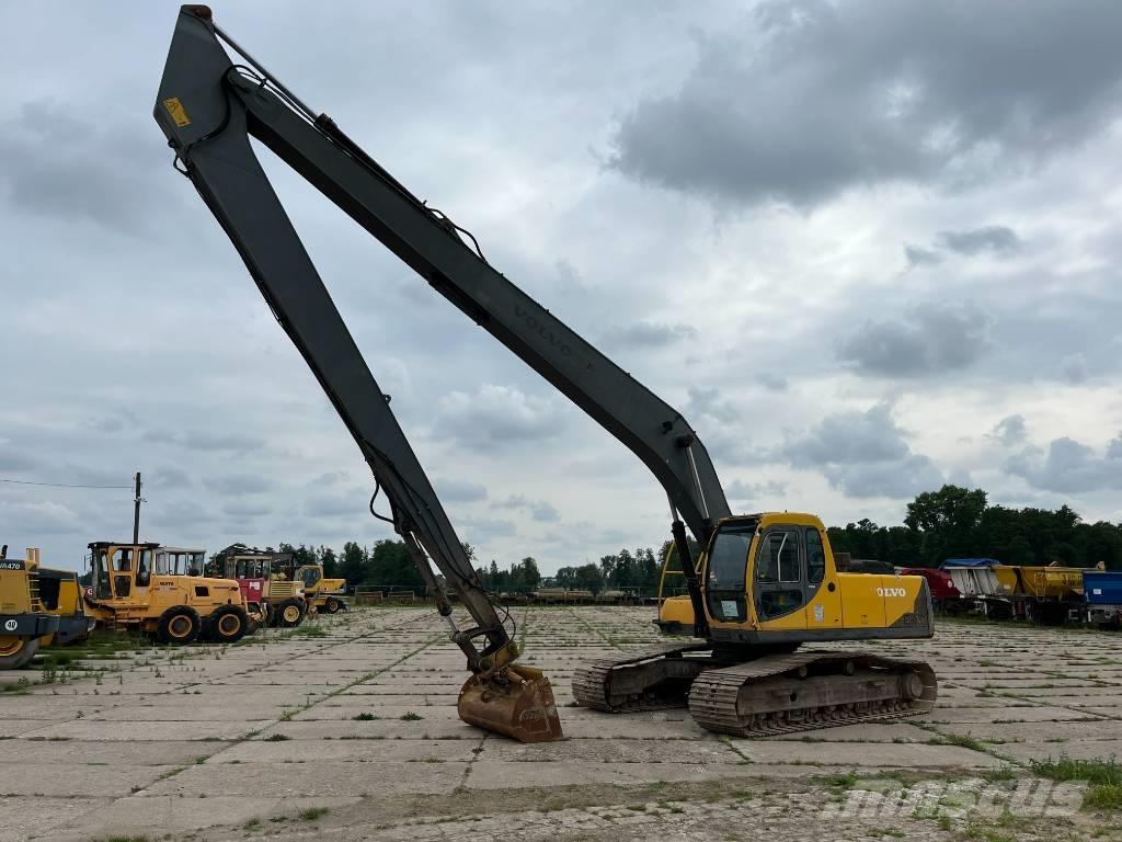 Volvo EC 240 LR Escavadoras de longo alcance