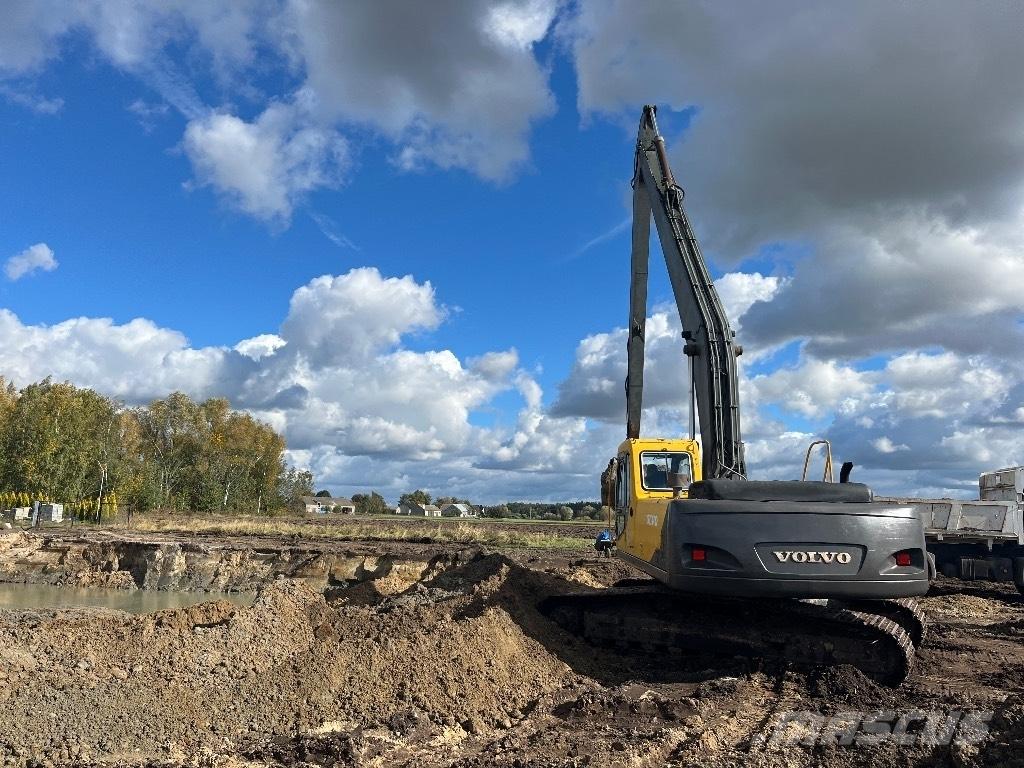 Volvo EC 240 LR Escavadoras de longo alcance