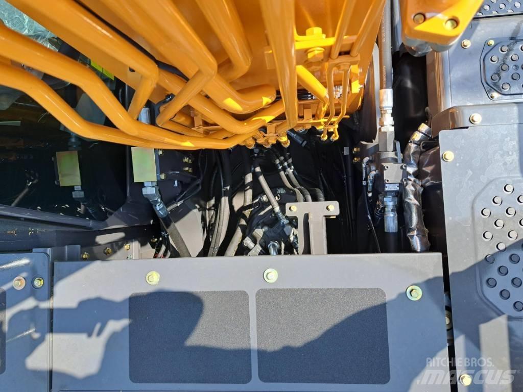 CASE CX300E Escavadoras de rastos