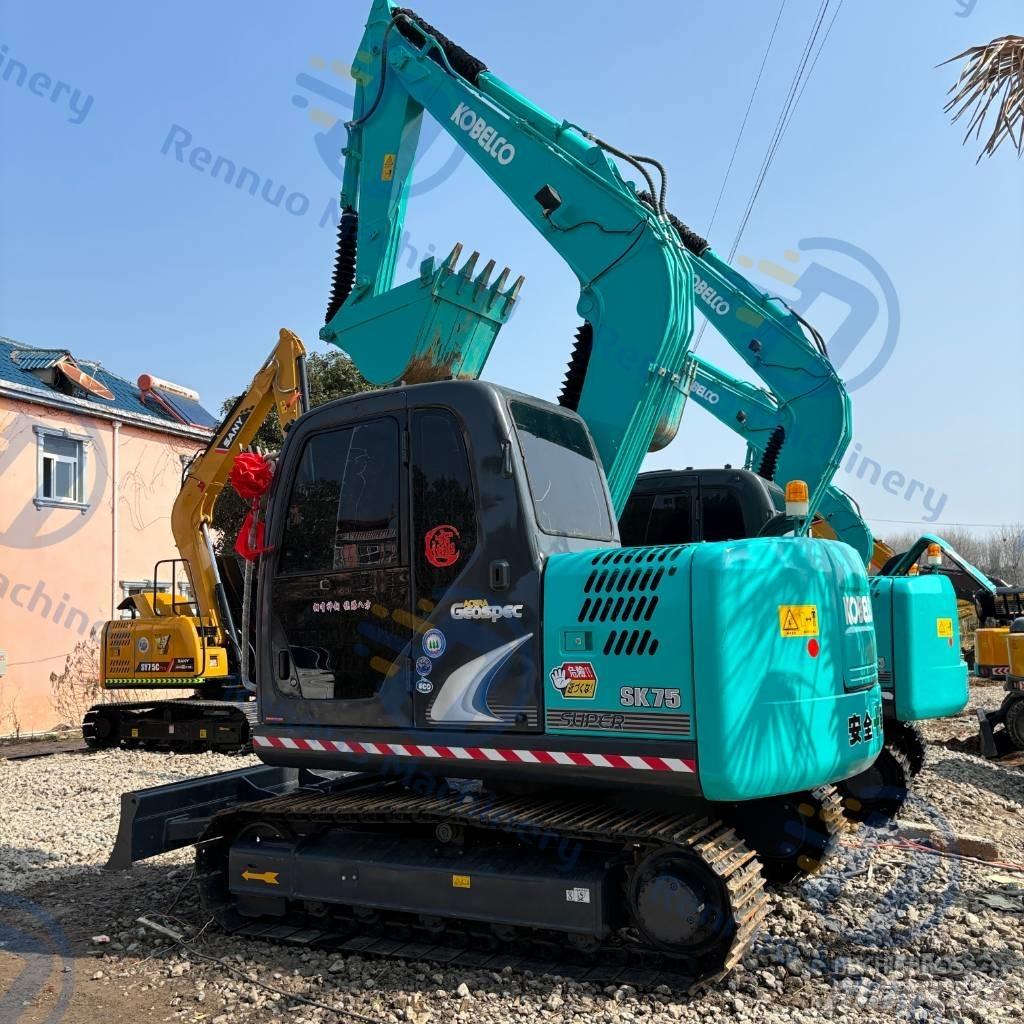 Kobelco SK75 Escavadoras de rastos