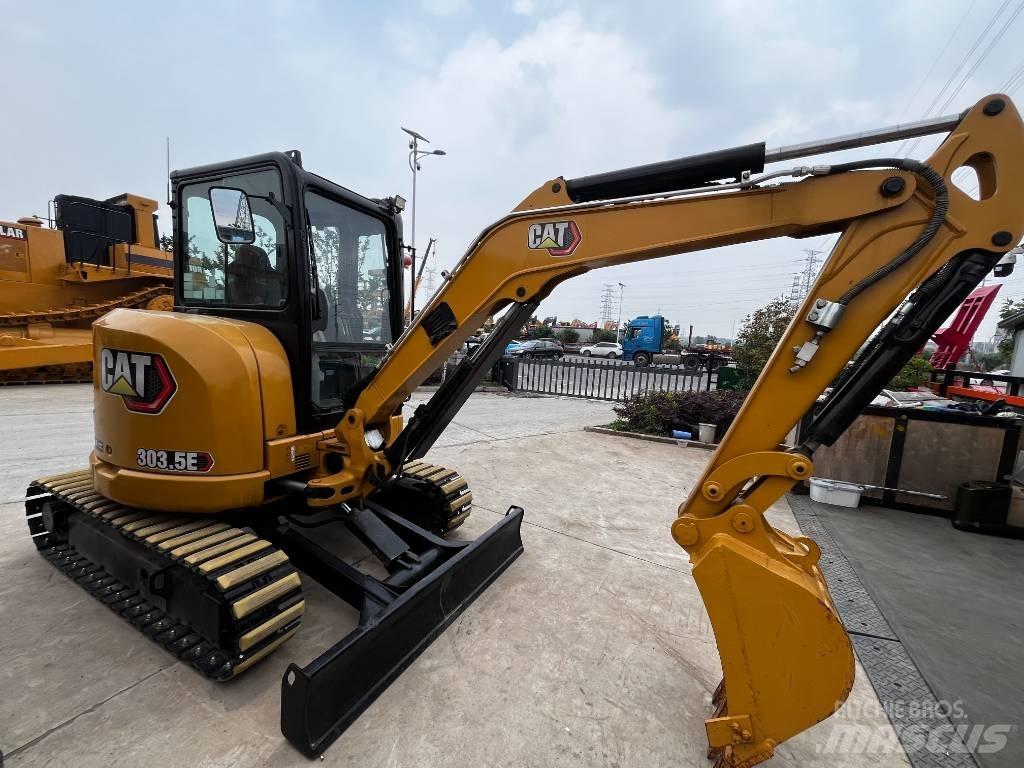 CAT 303.5 E Mini Escavadoras <7t