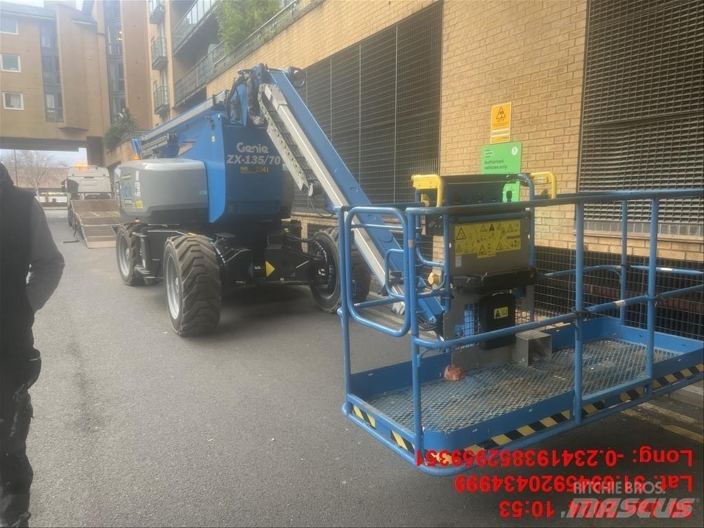 Genie ZX 135/70 Elevadores braços articulados