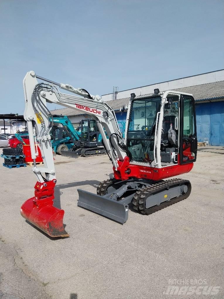 Takeuchi TB230 Mini Escavadoras <7t