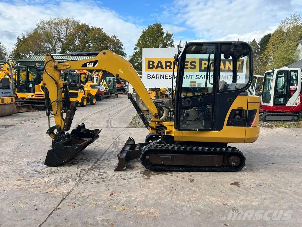 CAT 302.5 C Mini Escavadoras <7t