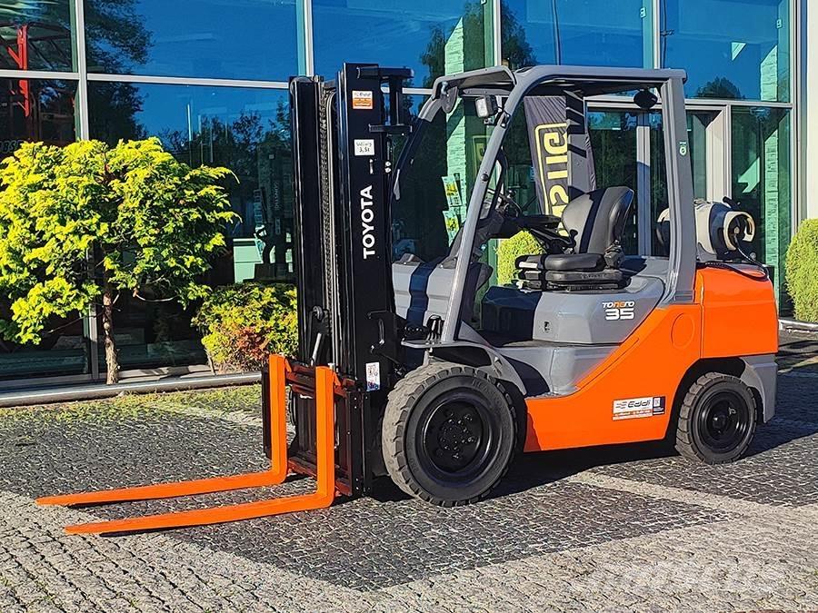 Toyota 02-8FGJF35 Empilhadores a gás