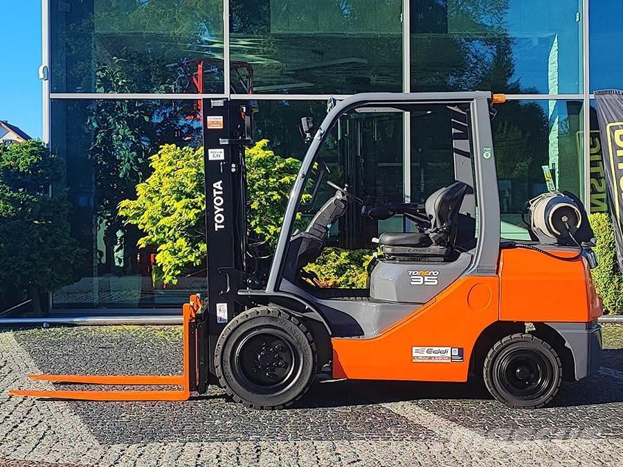 Toyota 02-8FGJF35 Empilhadores a gás