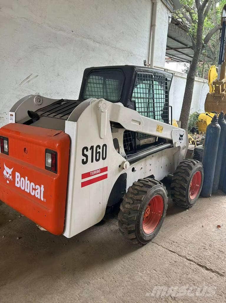 Bobcat S 160 Carregadoras de direcção deslizante