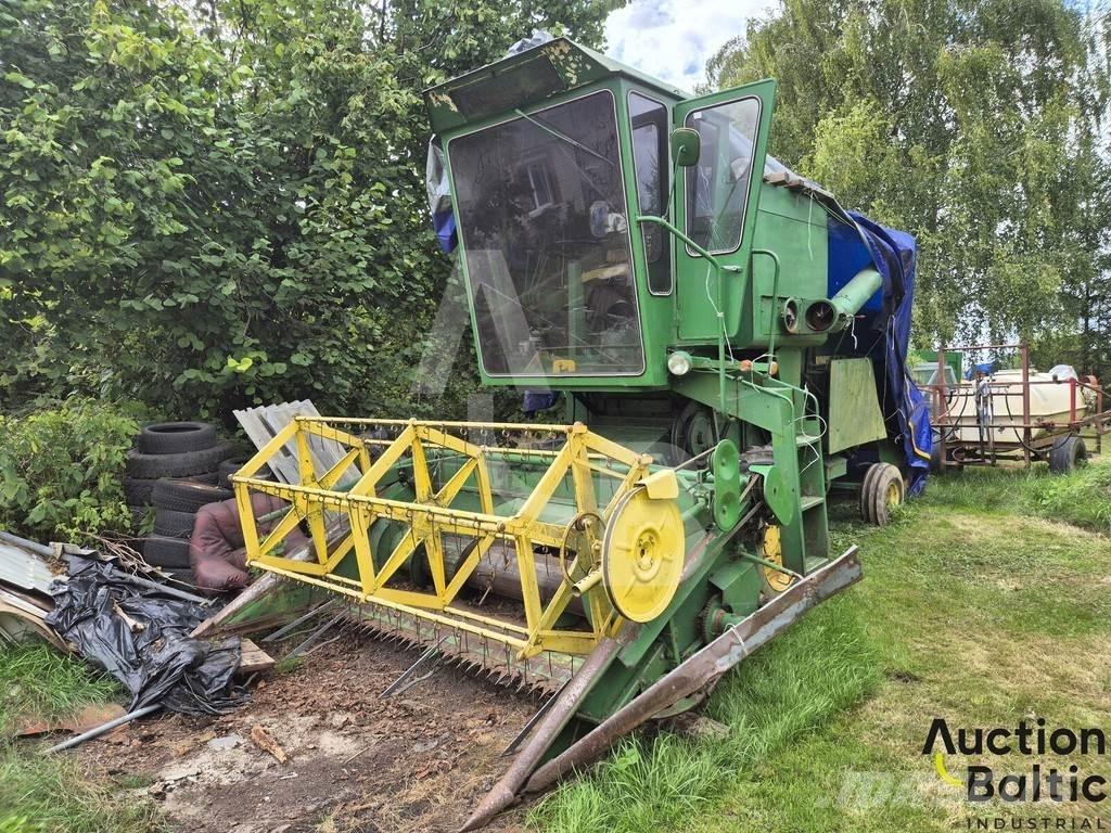 John Deere 935 Ceifeiras debulhadoras