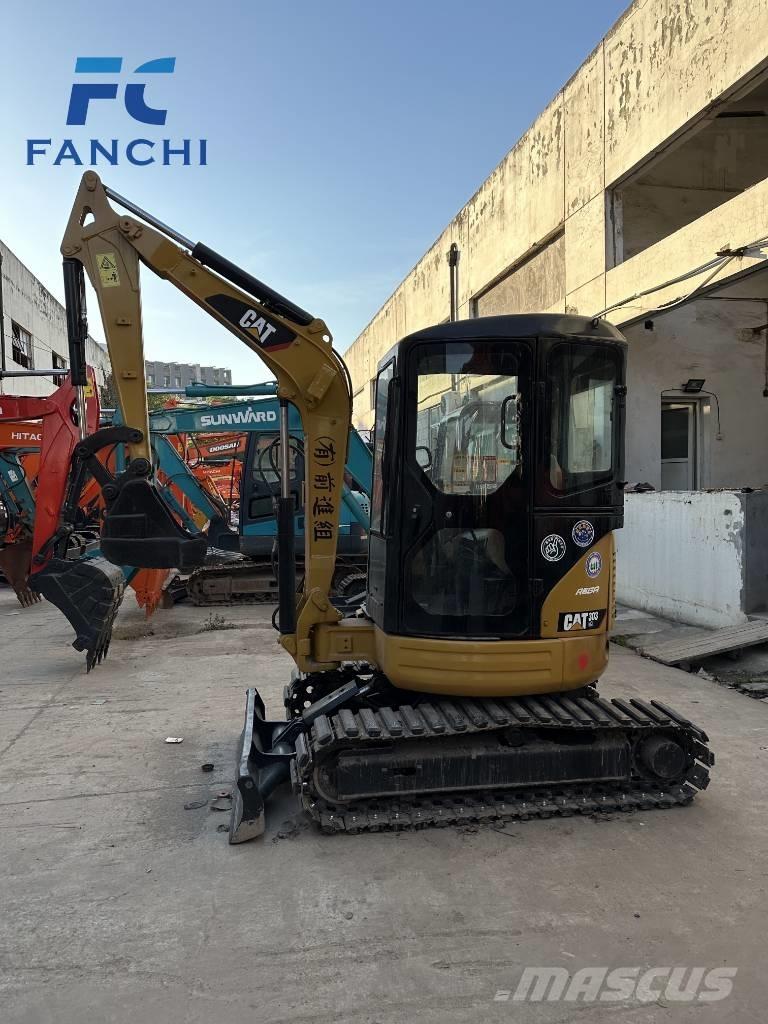 CAT 303 CR Mini Escavadoras <7t