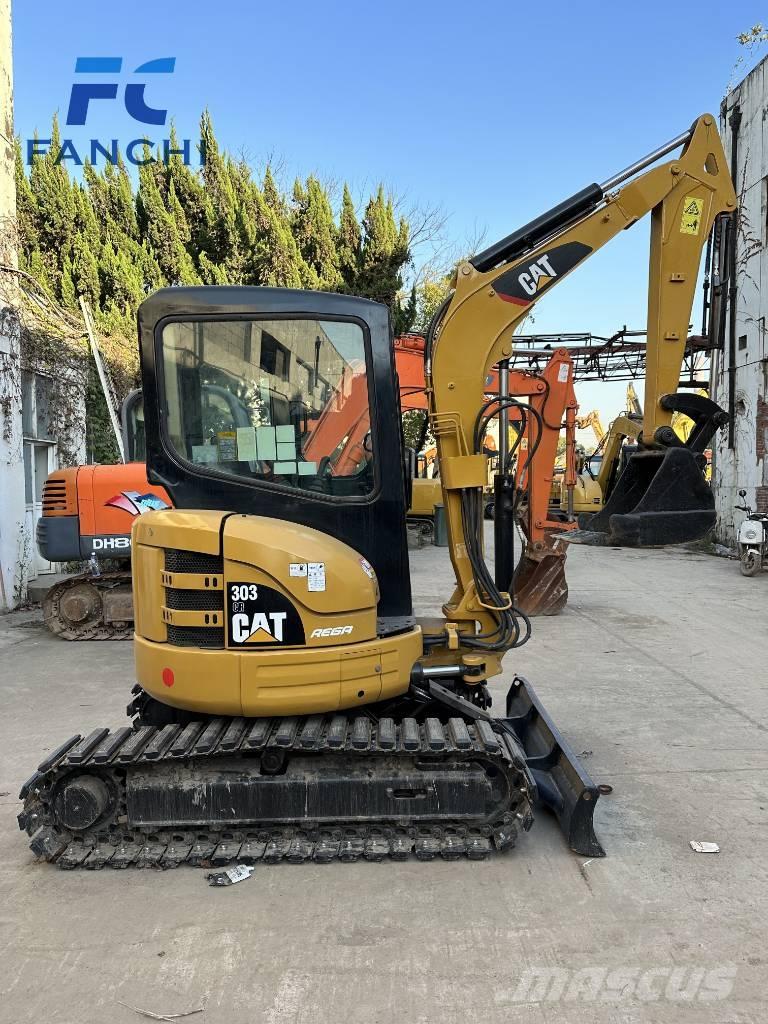 CAT 303 CR Mini Escavadoras <7t