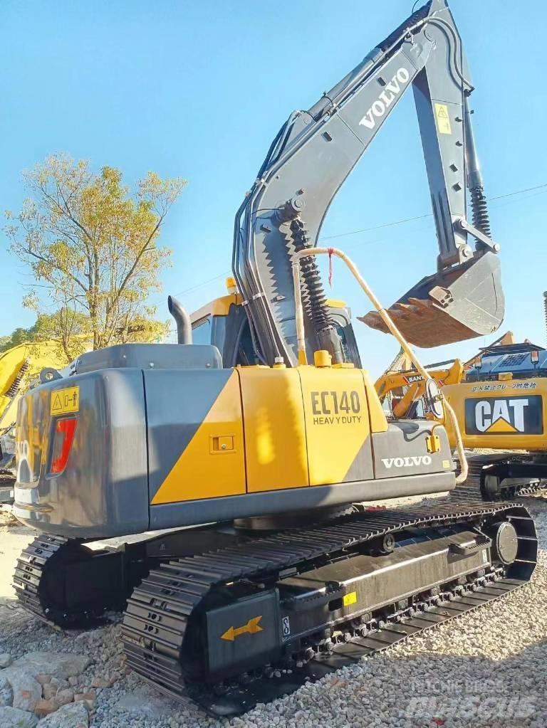 Volvo EC 140 Escavadoras Midi 7t - 12t