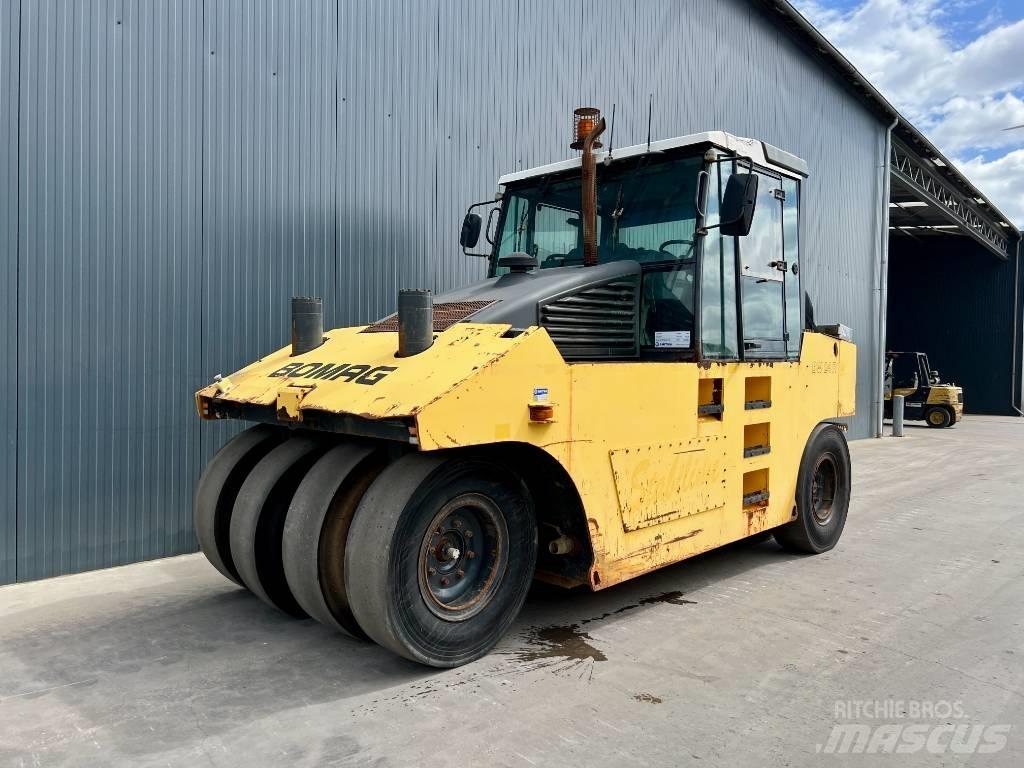 Bomag BW 24 R Cilindros Compactadores de pneus