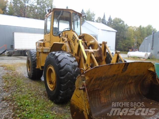 CAT 966 Pás carregadoras de rodas