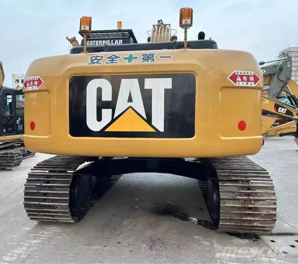CAT 323 D Escavadoras de rastos