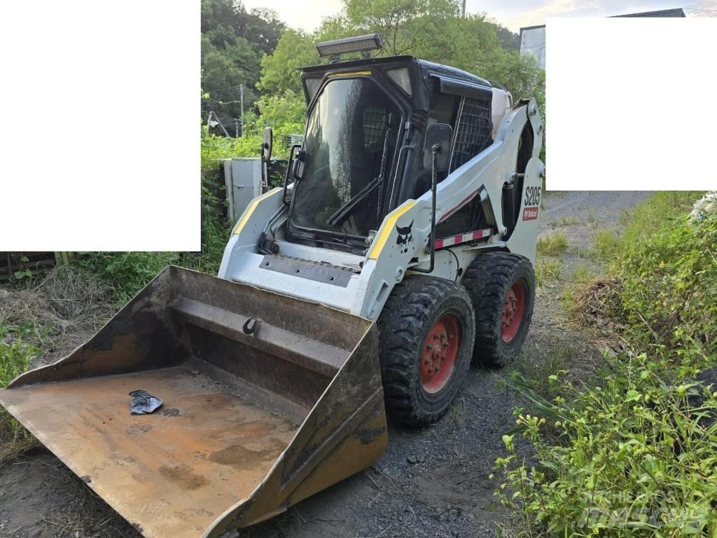 Bobcat S 205 Carregadoras de direcção deslizante