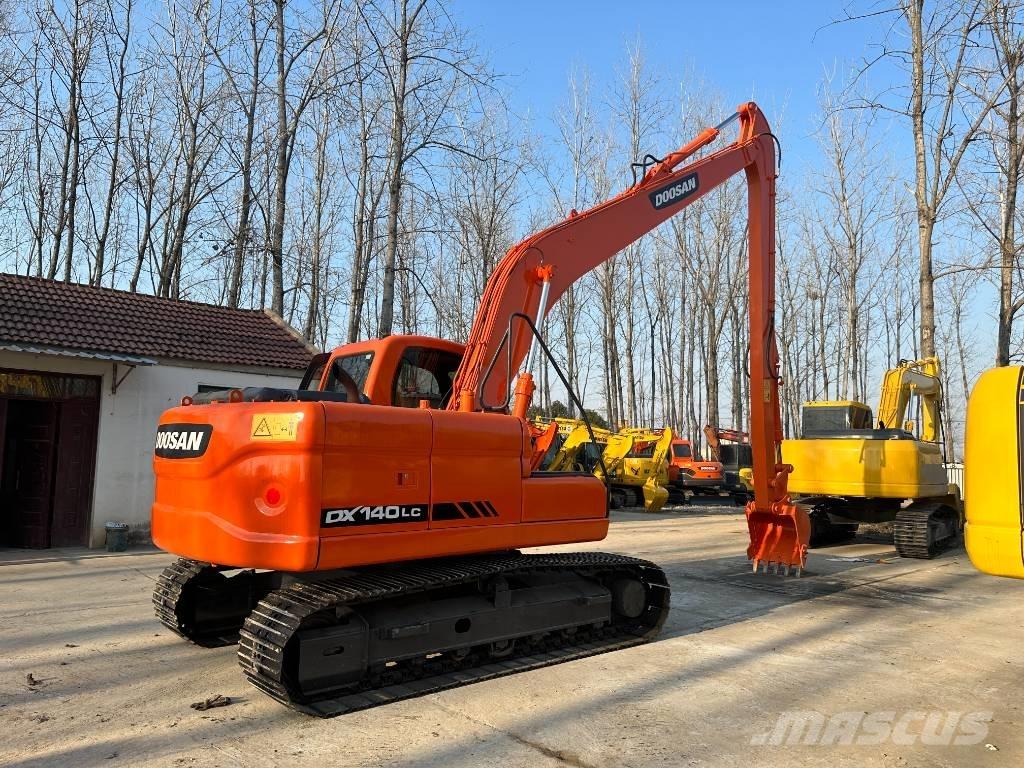 Doosan DX140 Mini Escavadoras <7t